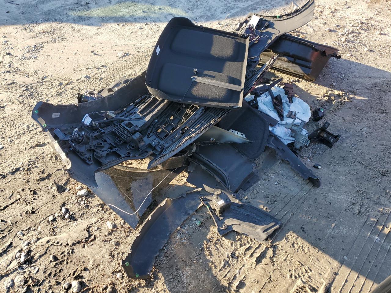 2022 POLESTAR 2  VIN:LPSED3KAXNL050923