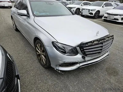 2017 Mercedes-Benz E 300 VIN: