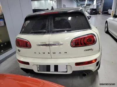 2018 MINI Clubman VIN: