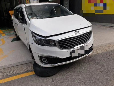 2015 Kia Carnival VIN: