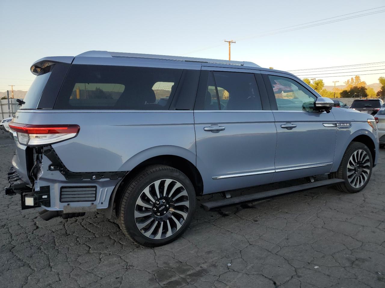 2023 LINCOLN NAVIGATOR L BLACK LABEL VIN:5LMJJ3TG8PEL11712