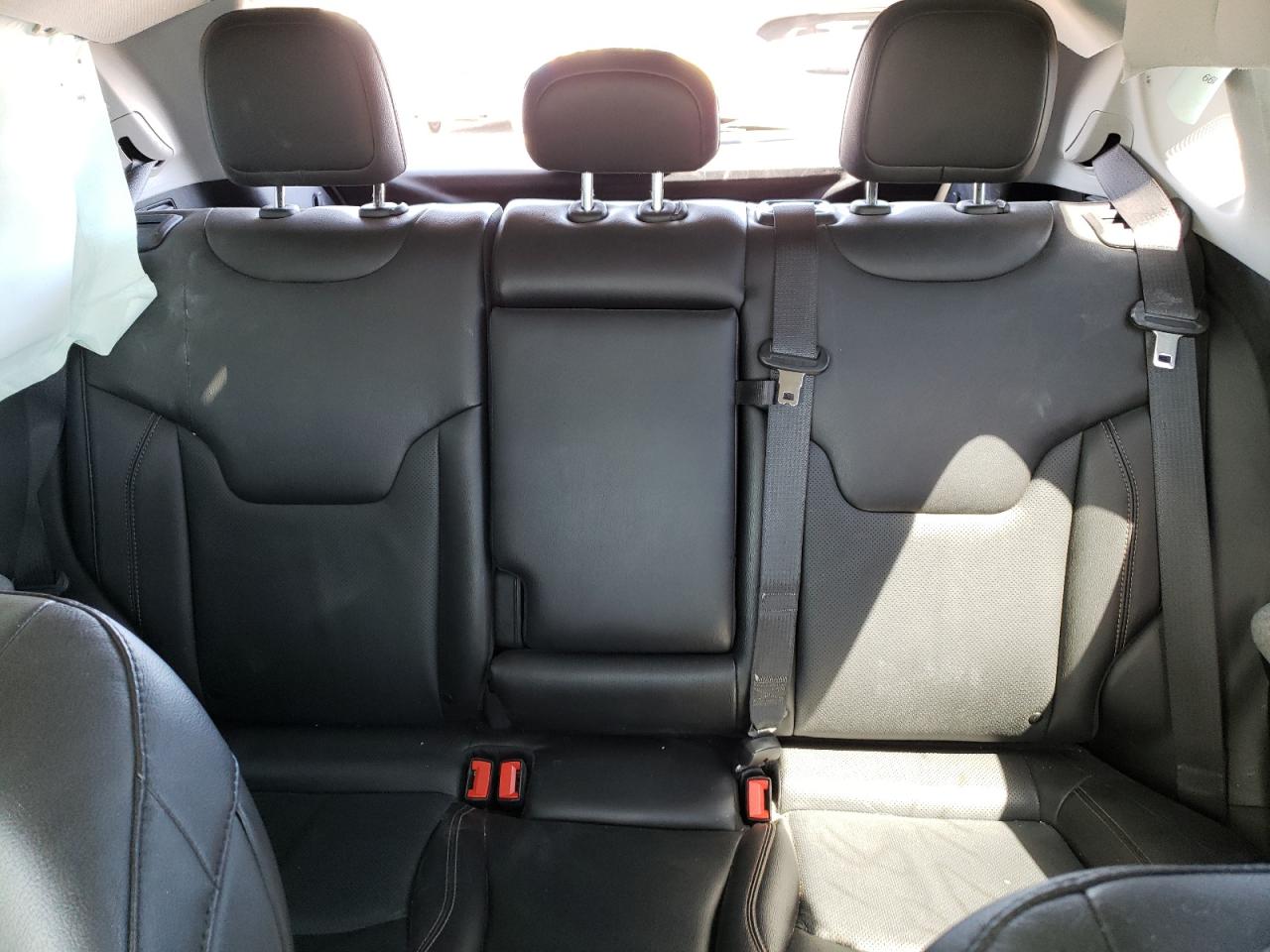 2022 JEEP COMPASS LATITUDE LUX VIN:3C4NJDFB4NT186638