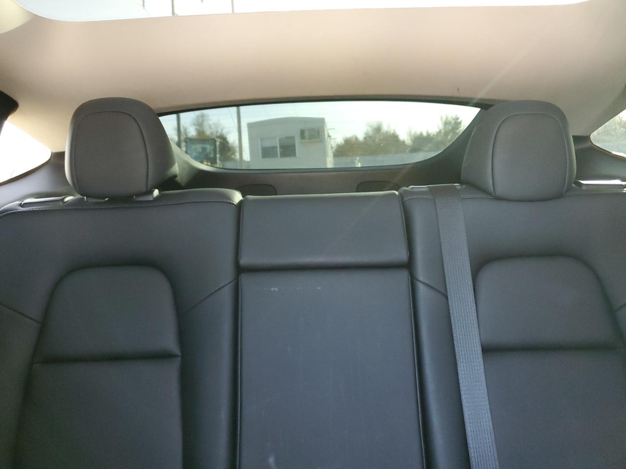 2022 TESLA MODEL Y  VIN:7SAYGDEF5NF399728