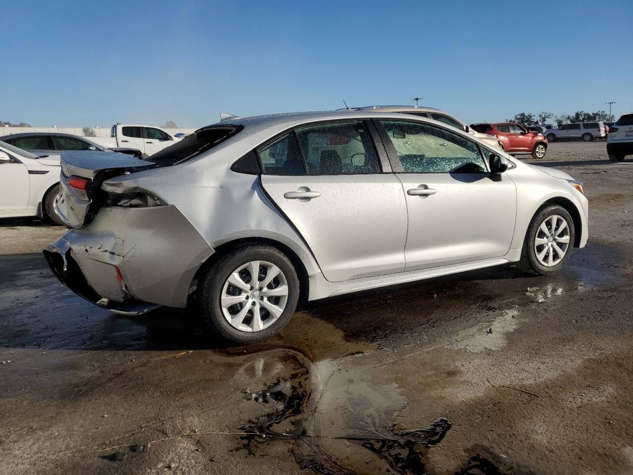 2024 TOYOTA COROLLA LE VIN:5YFB4MDE7RP228218