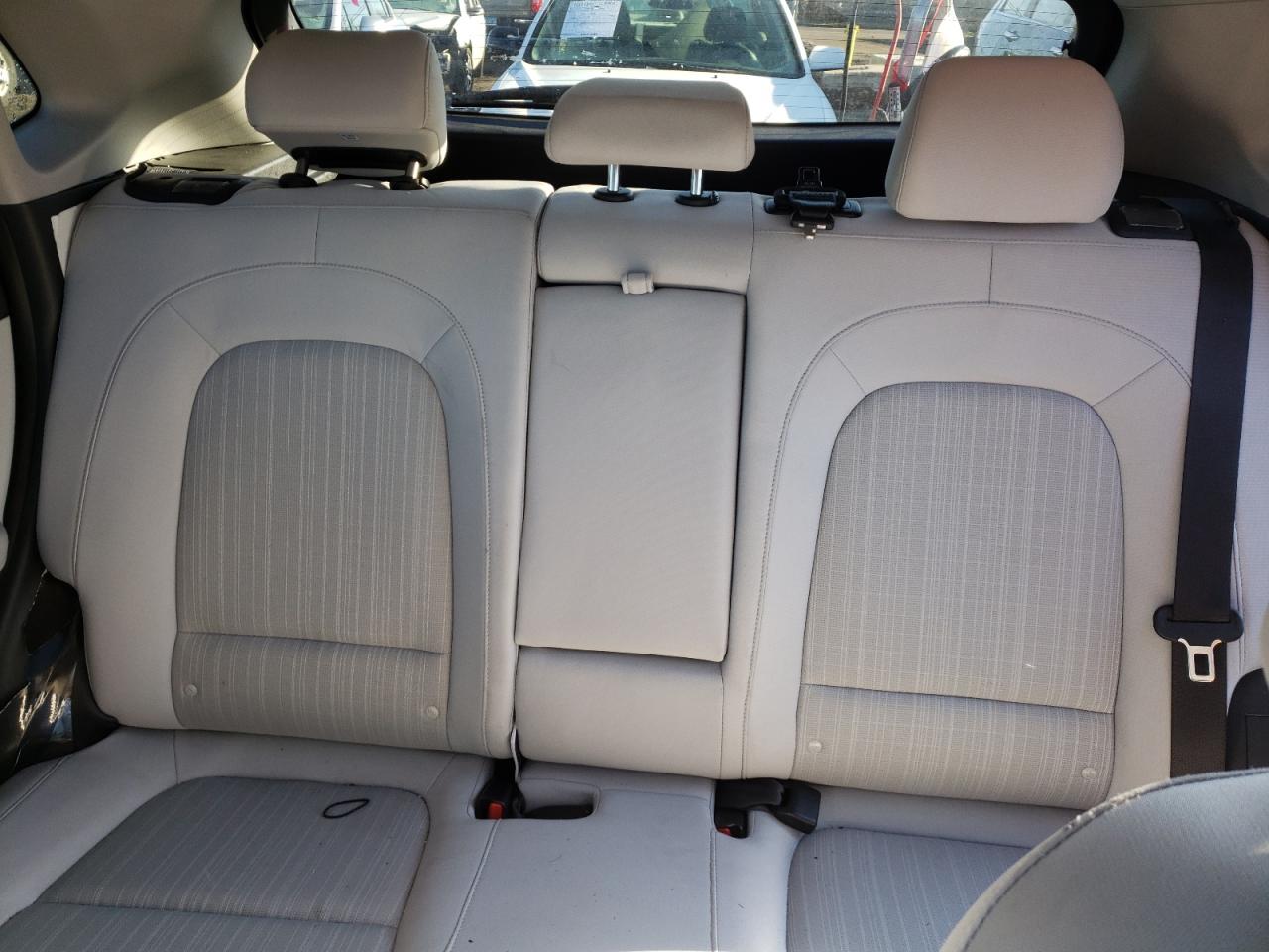 2022 HYUNDAI KONA SEL VIN:KM8K3CAB5NU820118