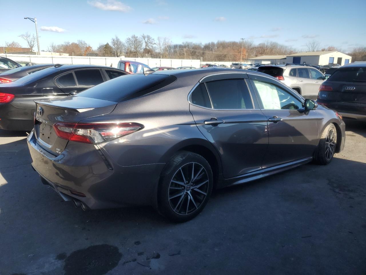 2022 TOYOTA CAMRY SE VIN:4T1G11BK5NU052770
