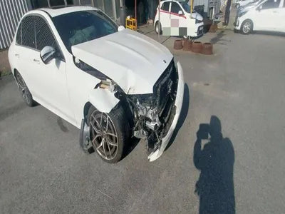 2022 Mercedes-Benz E 220 VIN: