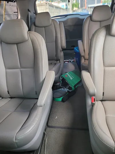 2017 Kia Carnival VIN: