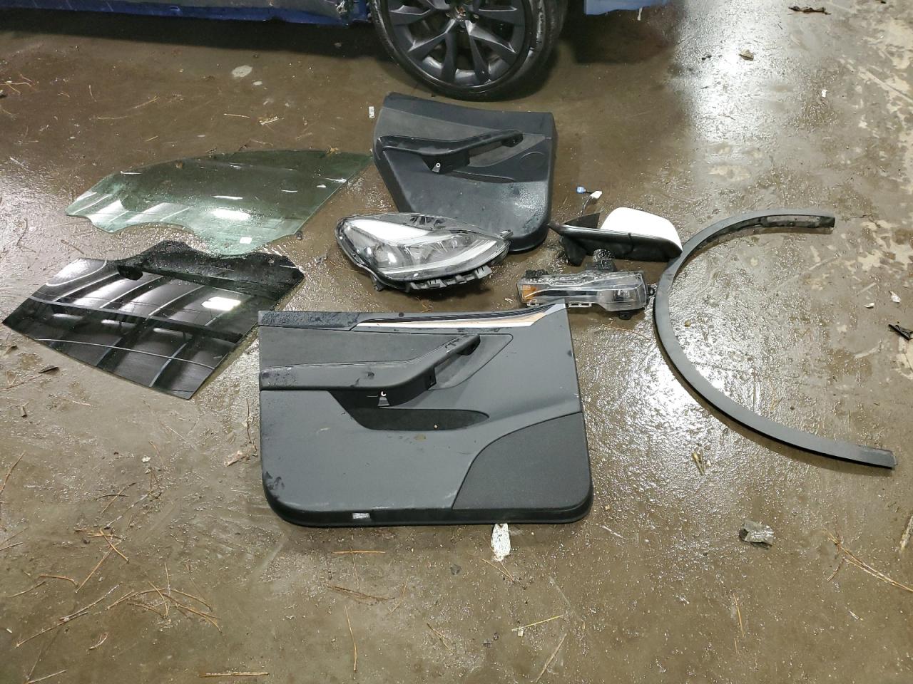 2023 TESLA MODEL Y  VIN:7SAYGDEE5PA189542