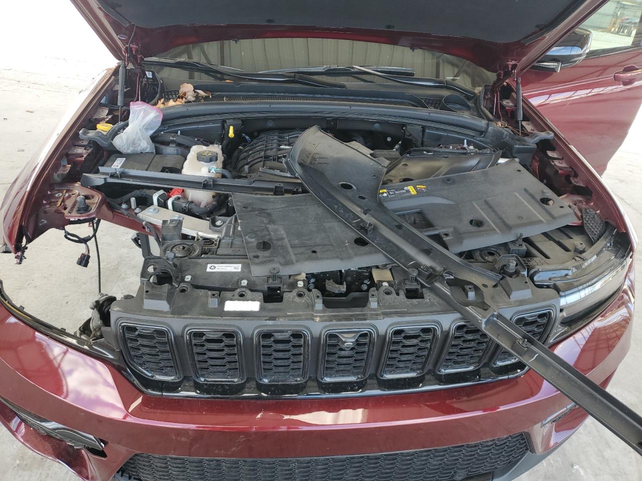 2023 JEEP GRAND CHEROKEE LIMITED VIN:1C4RJHBG7PC566095