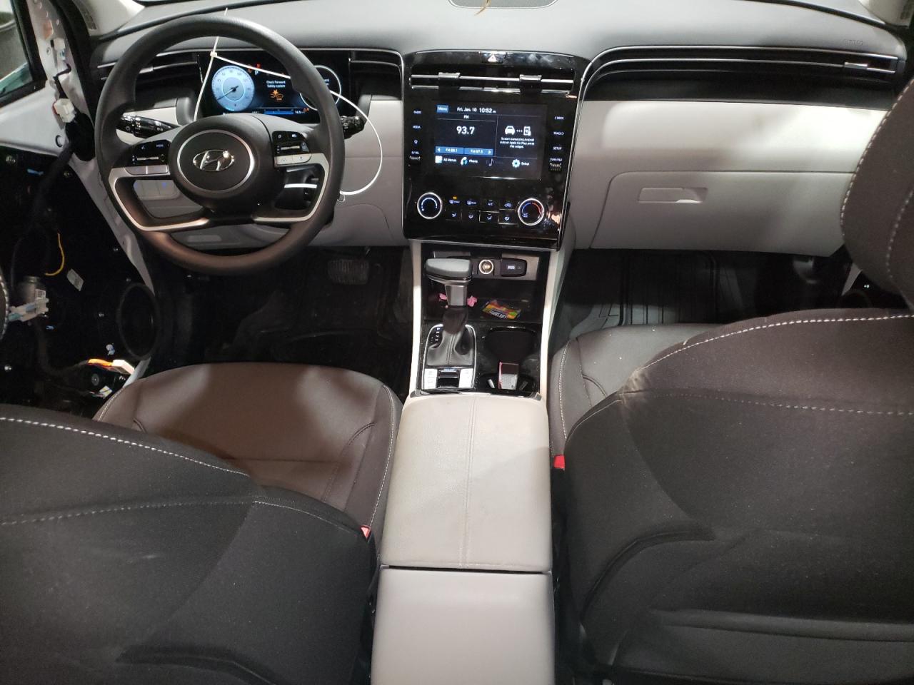 2024 HYUNDAI TUCSON SE VIN:5NMJACDE6RH431352