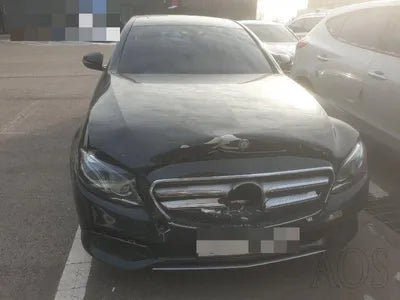 2016 Mercedes-Benz E 220 VIN: