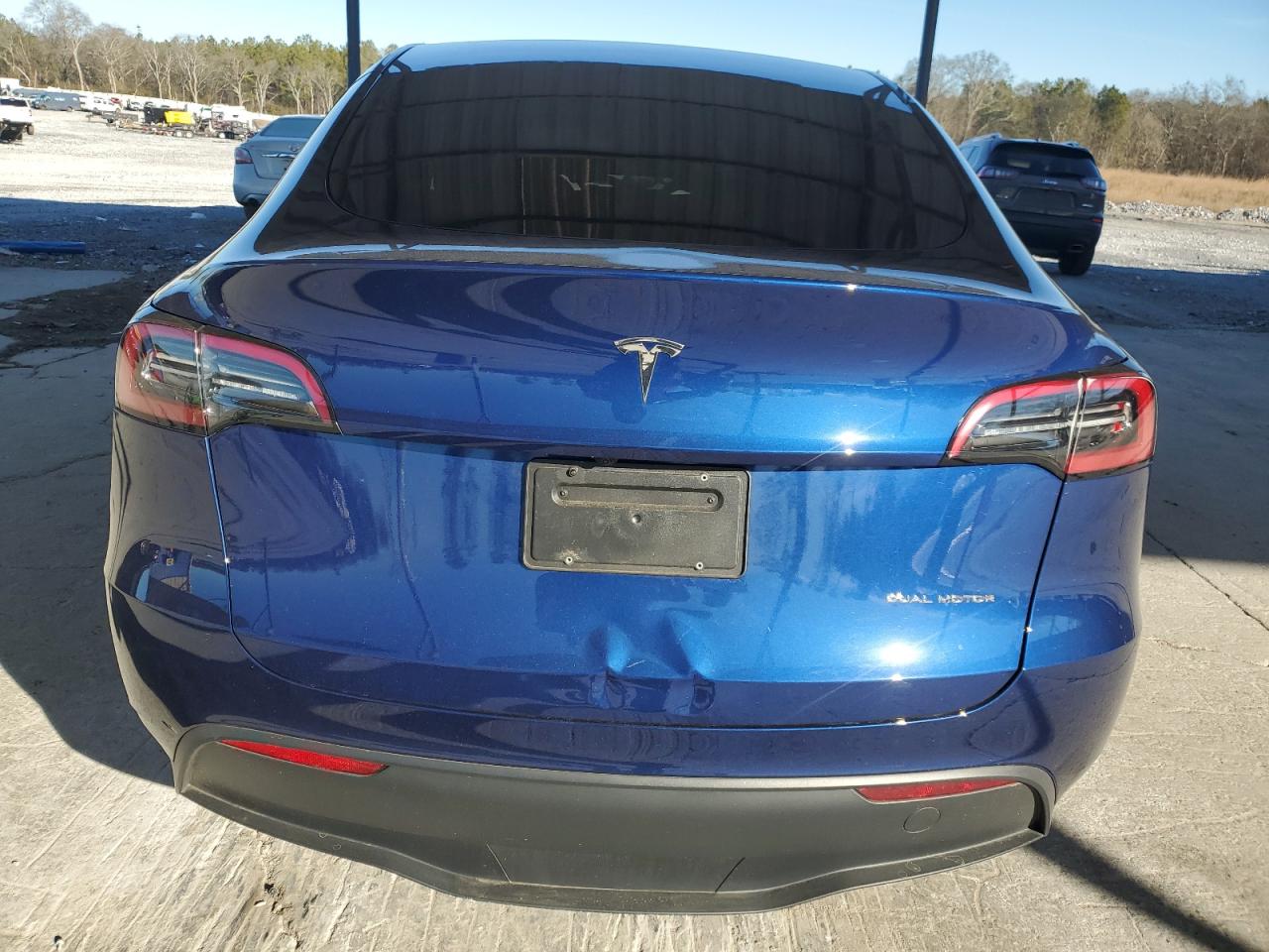 2024 TESLA MODEL Y  VIN:7SAYGAEEXRF116381