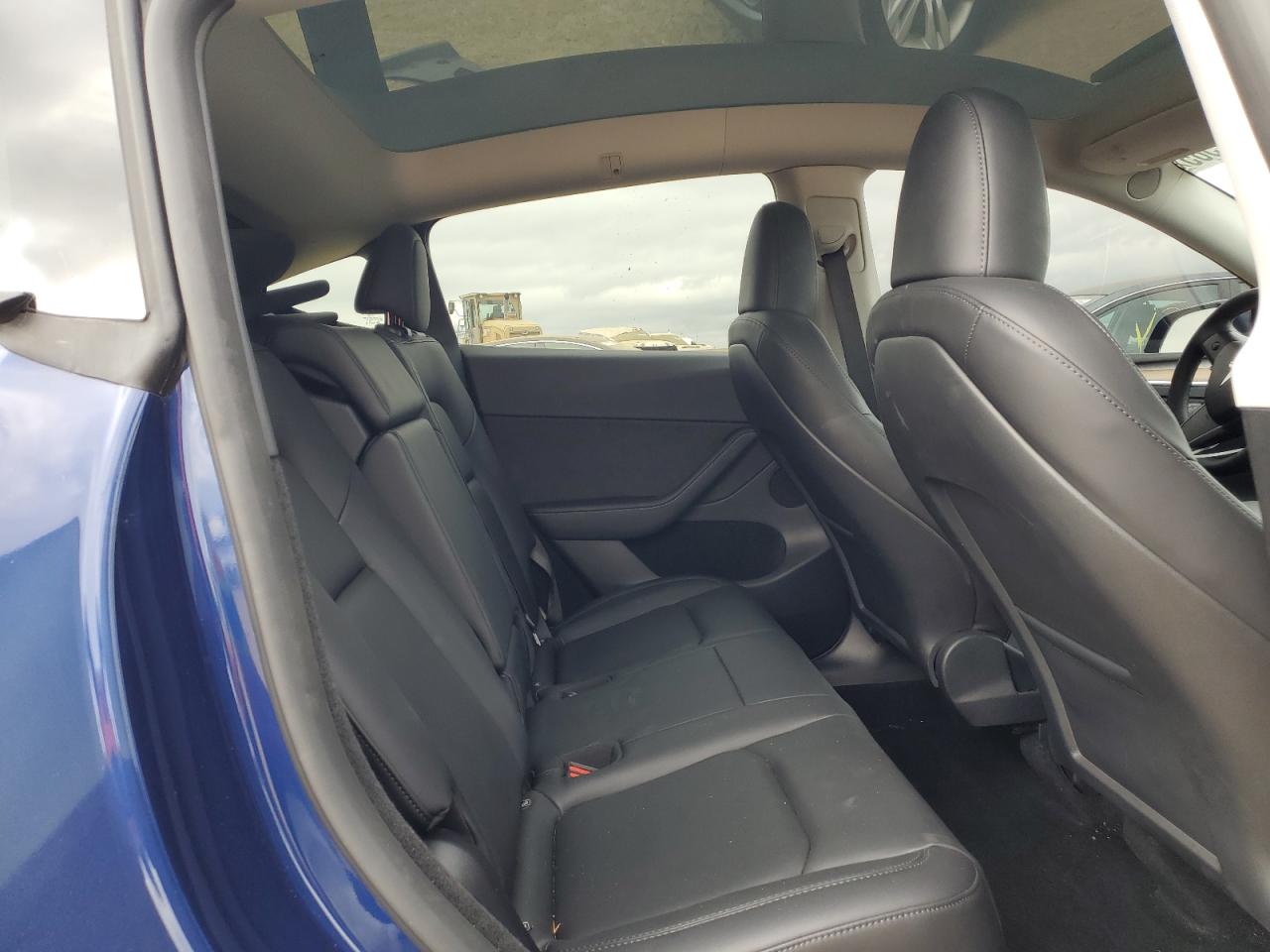 2023 TESLA MODEL Y  VIN:7SAYGDEEXPF900882