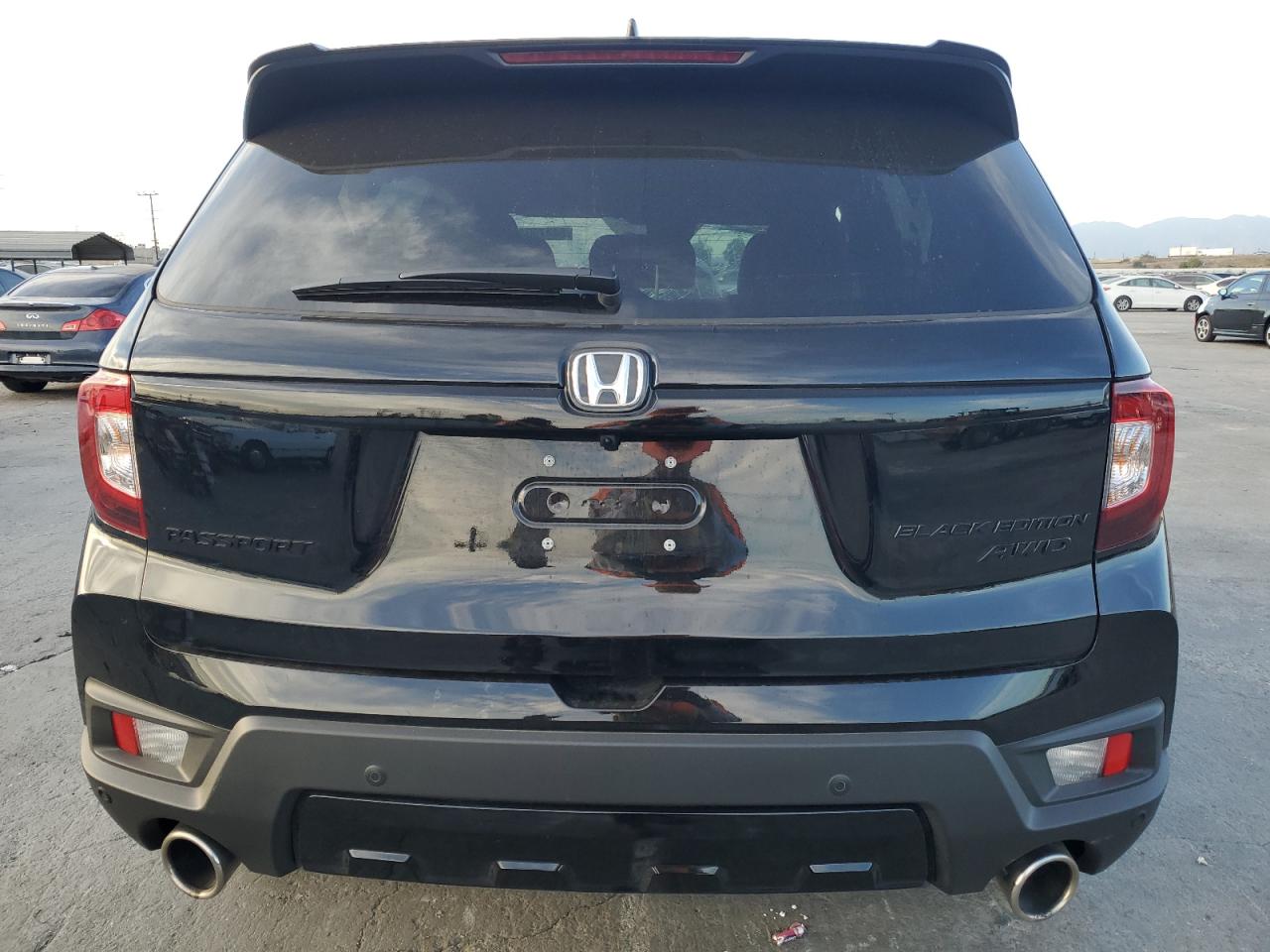 2024 HONDA PASSPORT BLACK EDITION VIN:5FNYF8H82RB005483