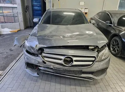 2019 Mercedes-Benz E 300 WDDZF4JB0KA677243 VIN:WDDZF4JB0KA677243