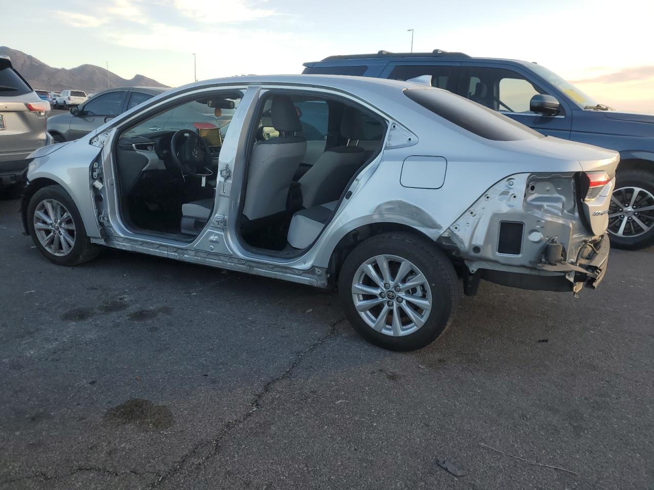 2023 TOYOTA COROLLA LE VIN:JTDB4MEE4P3014470