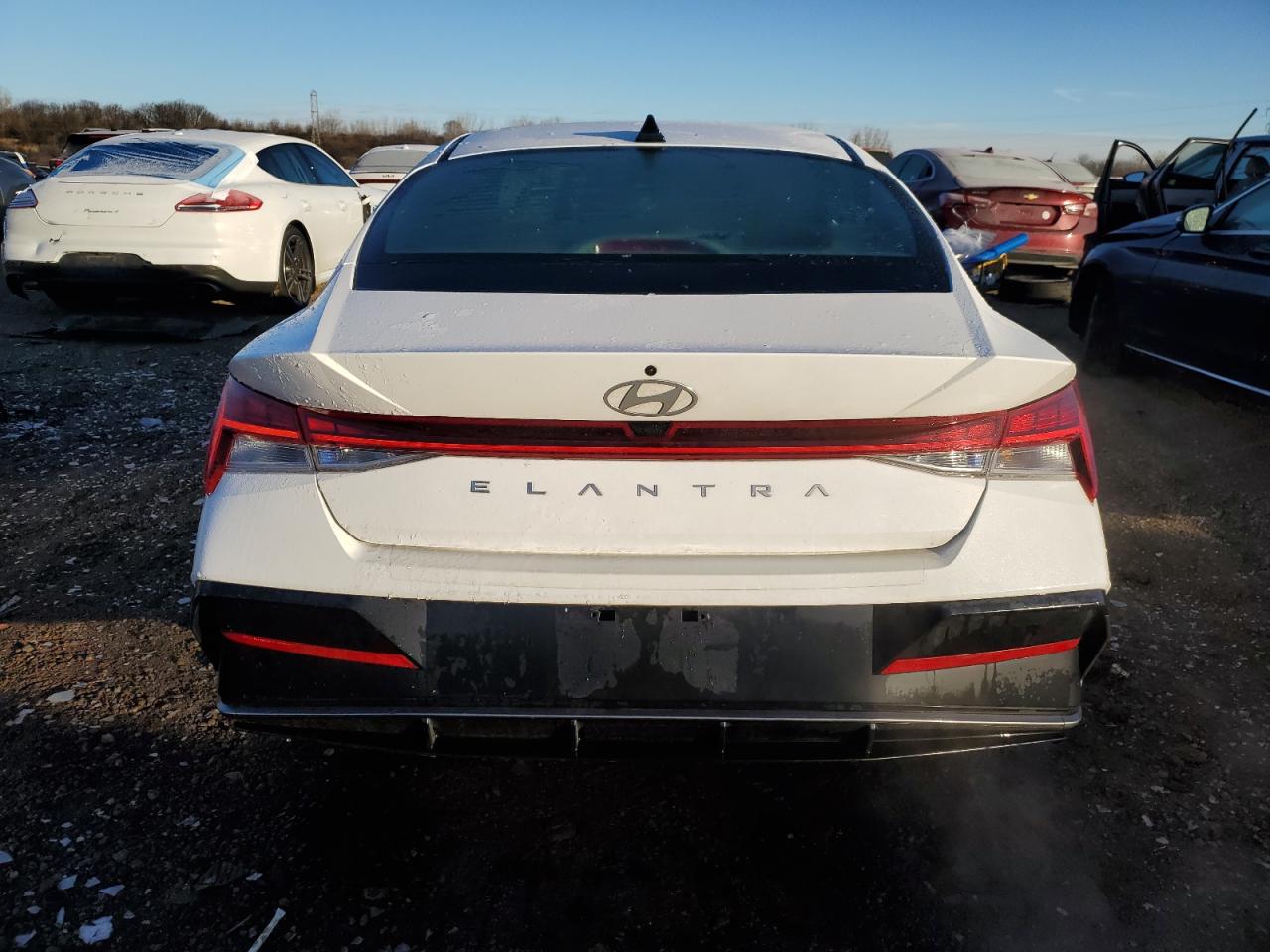 2024 HYUNDAI ELANTRA SEL VIN:KMHLS4DG0RU752157