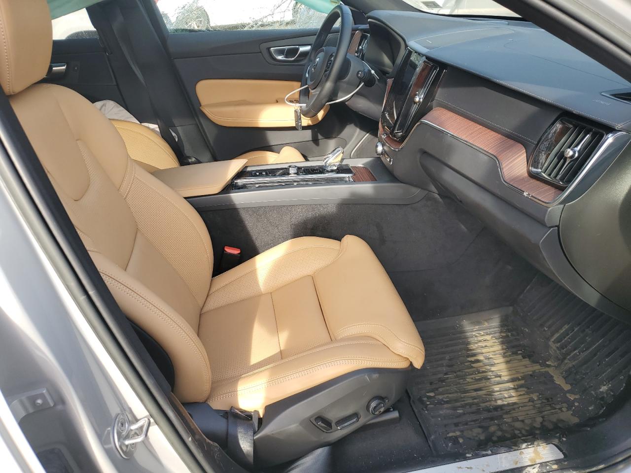 2023 VOLVO XC60 ULTIMATE VIN:YV4062RX5P1311855