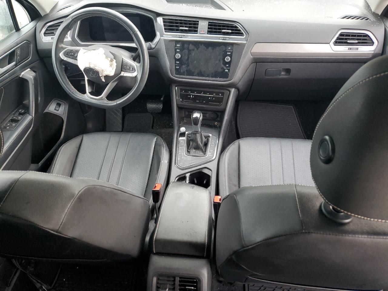 2022 VOLKSWAGEN TIGUAN SE VIN:3VV3B7AX2NM053638