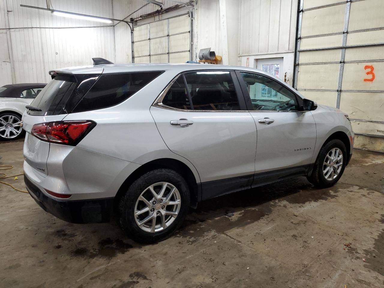 2022 CHEVROLET EQUINOX LT VIN:3GNAXUEV9NL109215