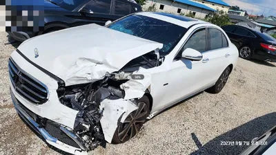 2021 Mercedes-Benz E 300 VIN: