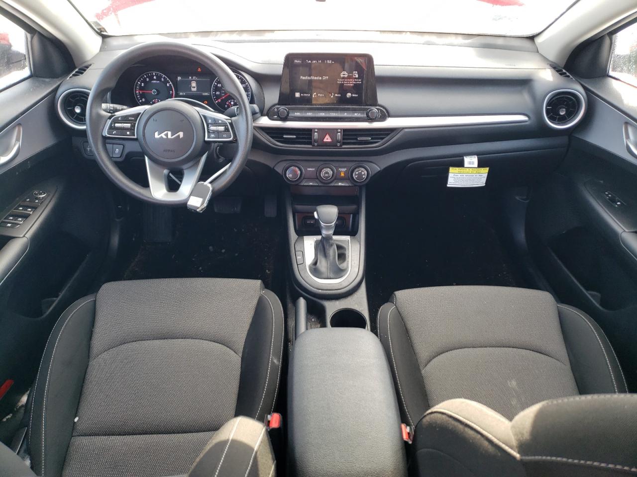 2024 KIA FORTE LX VIN:3KPF24AD8RE821784