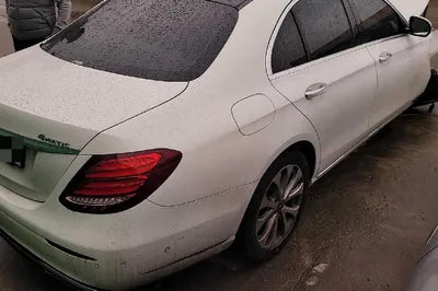 2019 Mercedes-Benz E 300 WDDZF4JB6KA633330 VIN:WDDZF4JB6KA633330