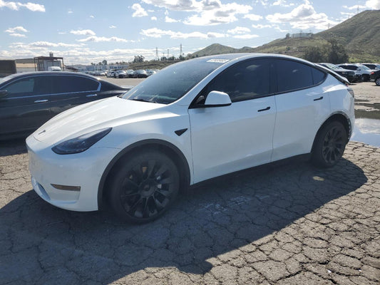 2022 TESLA MODEL Y  VIN:7SAYGAEE7NF539249