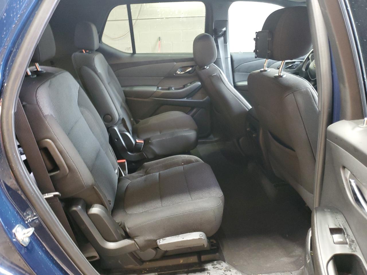 2023 CHEVROLET TRAVERSE LT VIN:1GNEVGKW9PJ267375