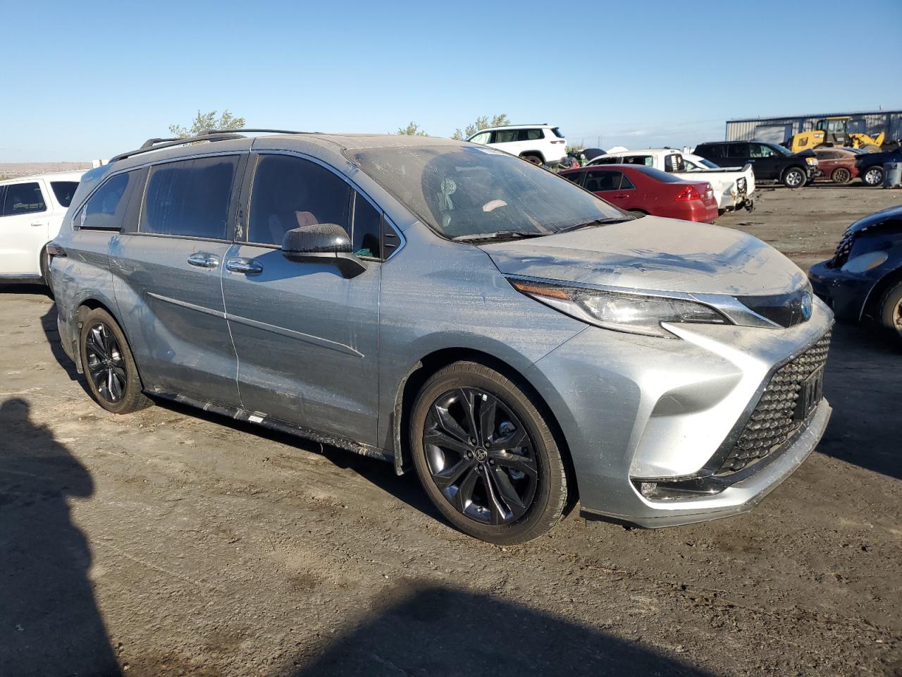 2024 TOYOTA SIENNA XSE VIN:5TDDRKEC3RS216263