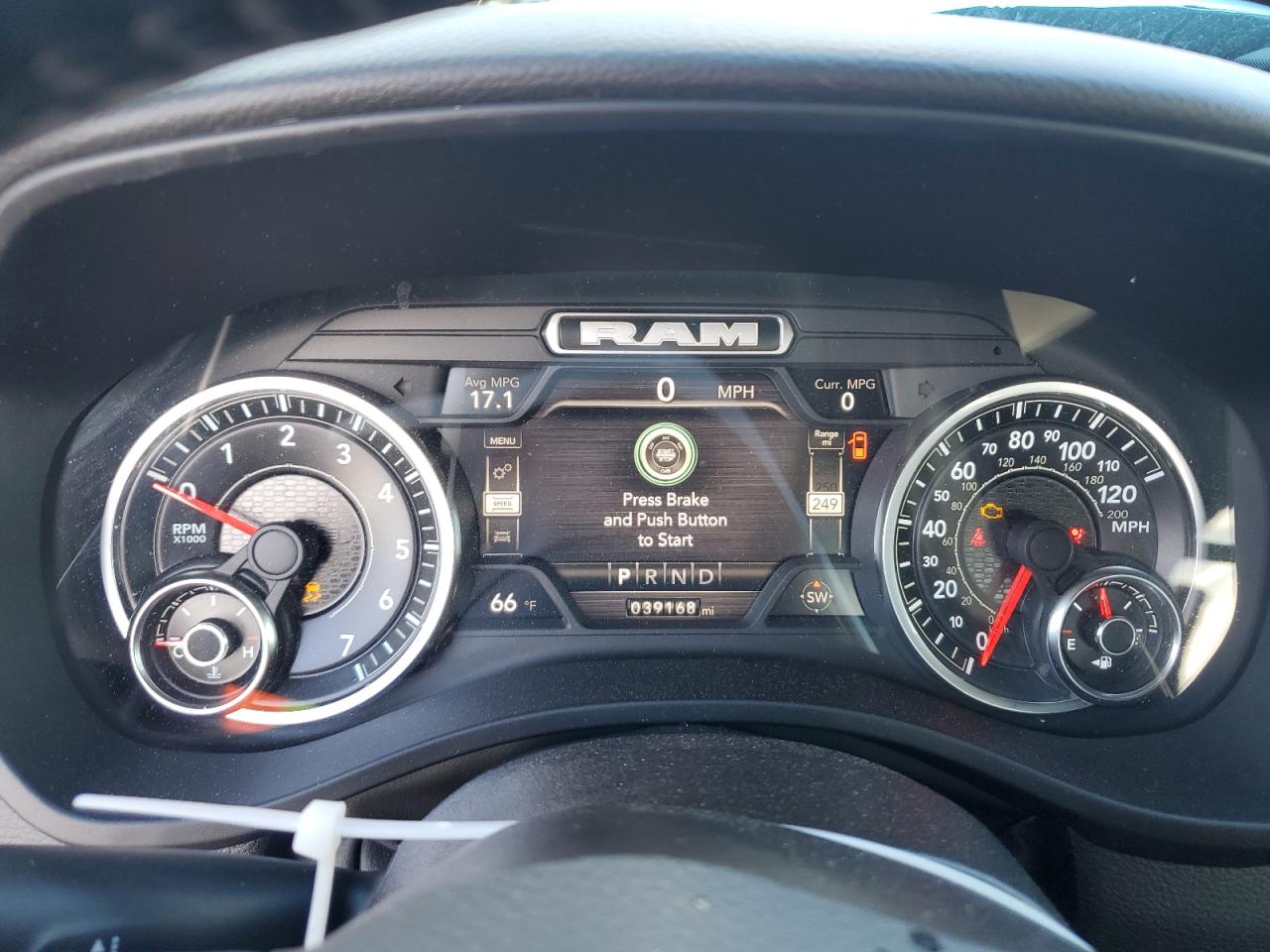 2022 RAM 1500 BIG HORN/LONE STAR VIN:1C6RREBT9NN316712