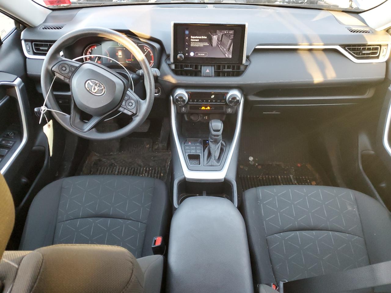 2024 TOYOTA RAV4 XLE VIN:2T3P1RFV4RC437108