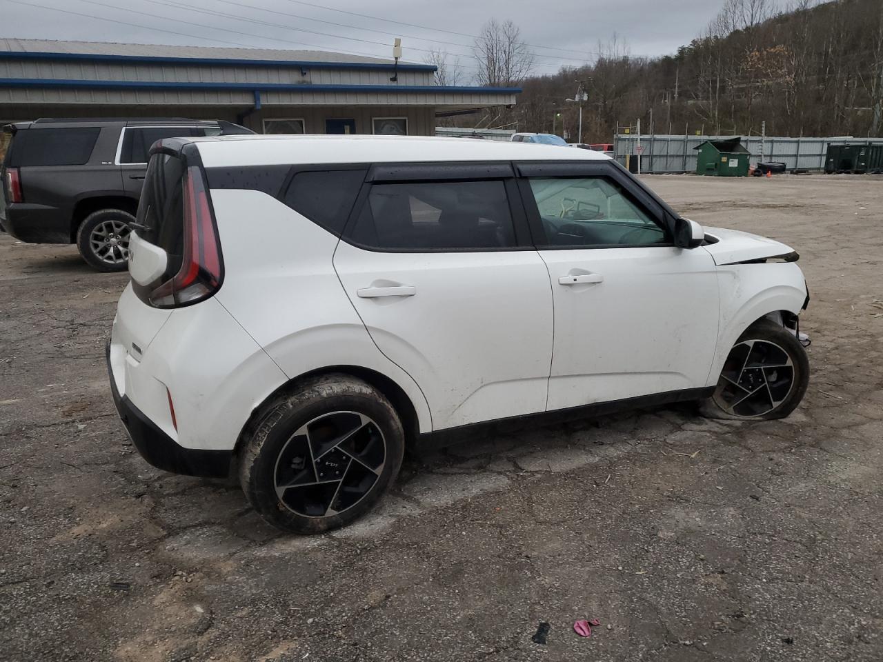 2023 KIA SOUL EX VIN:KNDJ33AU2P7862085