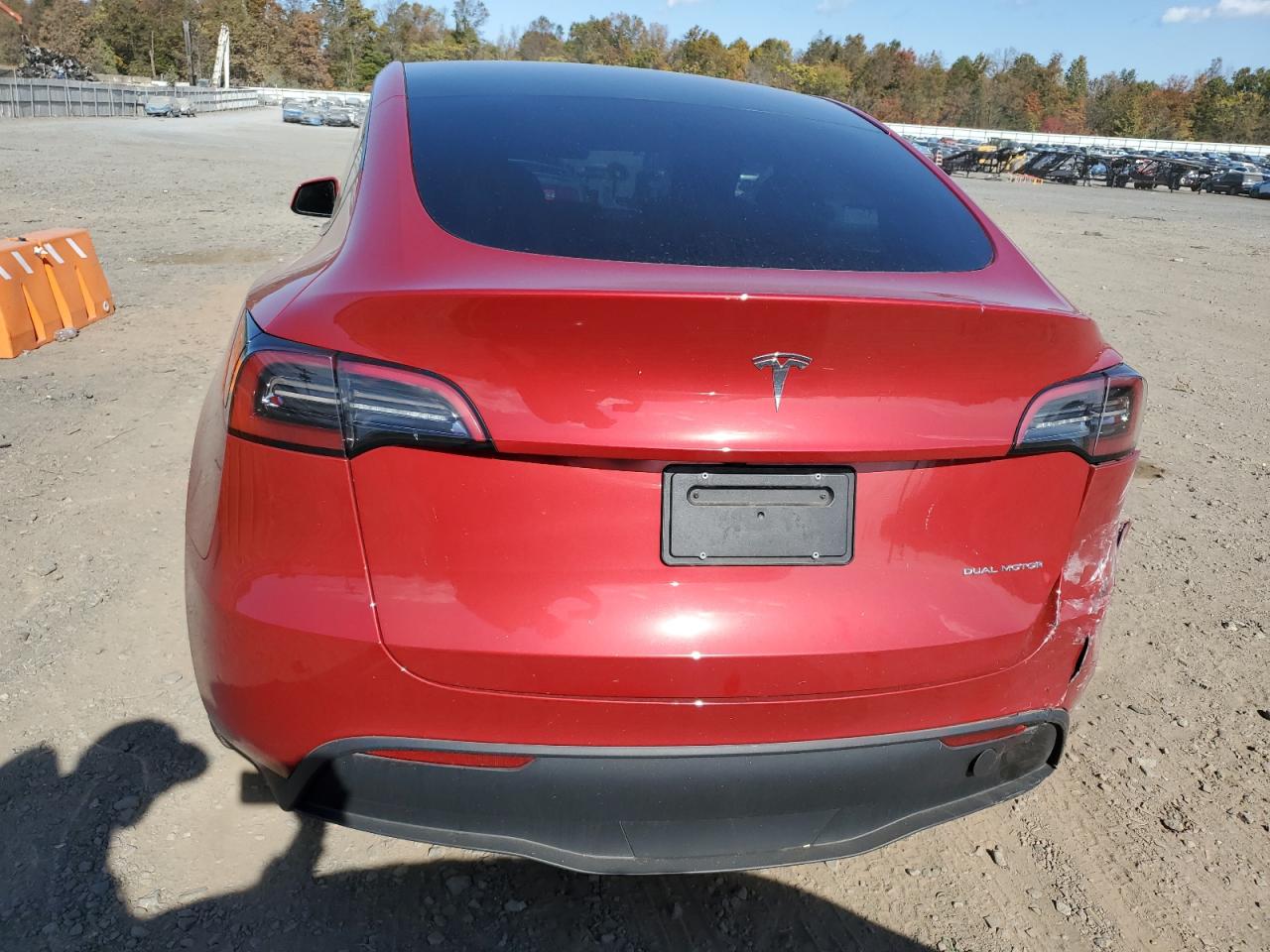 2023 TESLA MODEL Y  VIN:7SAYGDEE7PA119671