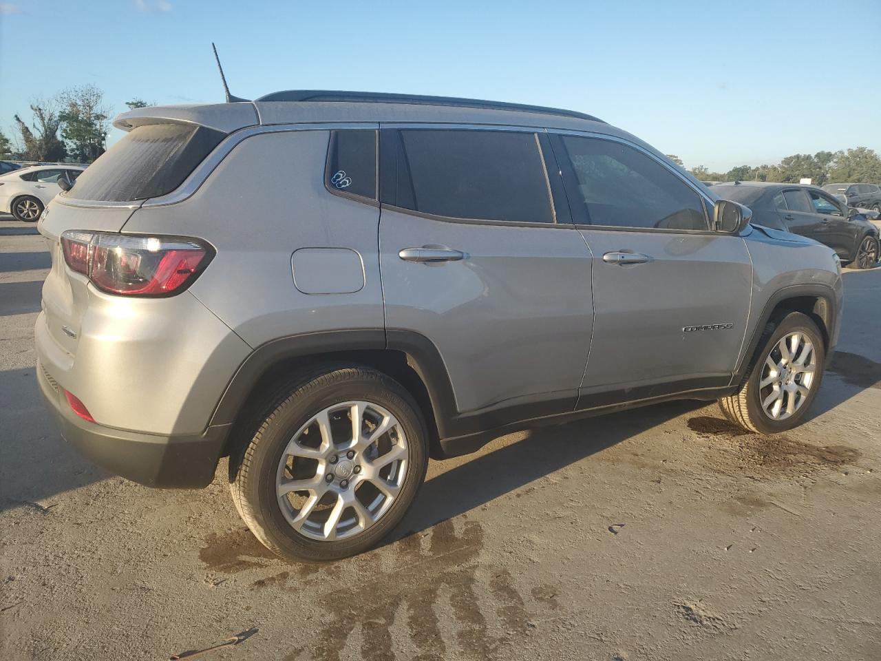 2023 JEEP COMPASS LATITUDE LUX VIN:3C4NJDFN2PT534434