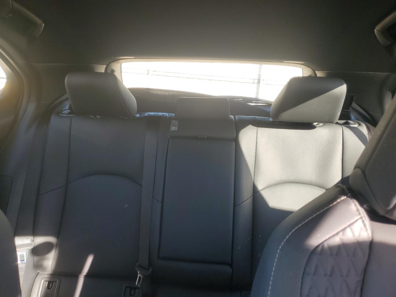 2022 LEXUS UX 200 BASE VIN:JTHX3JBH4N2053616