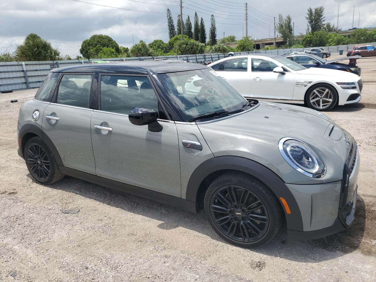 2022 MINI COOPER S VIN:WMW53DK07N2S29883