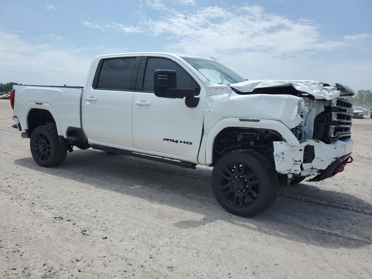 2022 GMC SIERRA K2500 AT4 VIN:1GT49PEYXNF137577