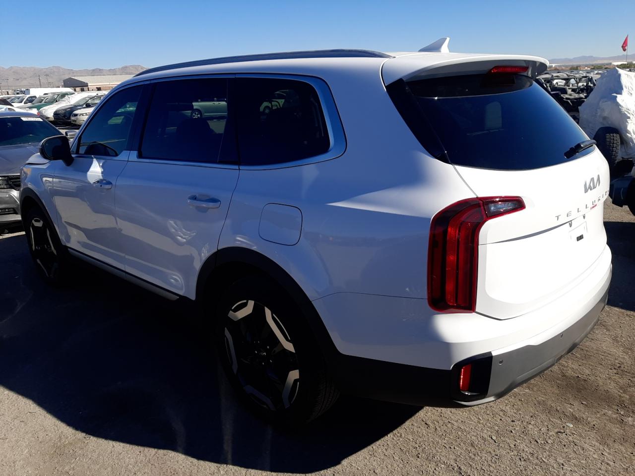 2023 KIA TELLURIDE S VIN:5XYP64GC2PG346835