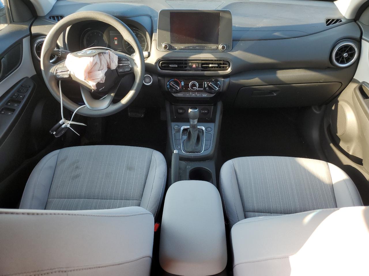 2022 HYUNDAI KONA SEL VIN:KM8K6CAB3NU803356