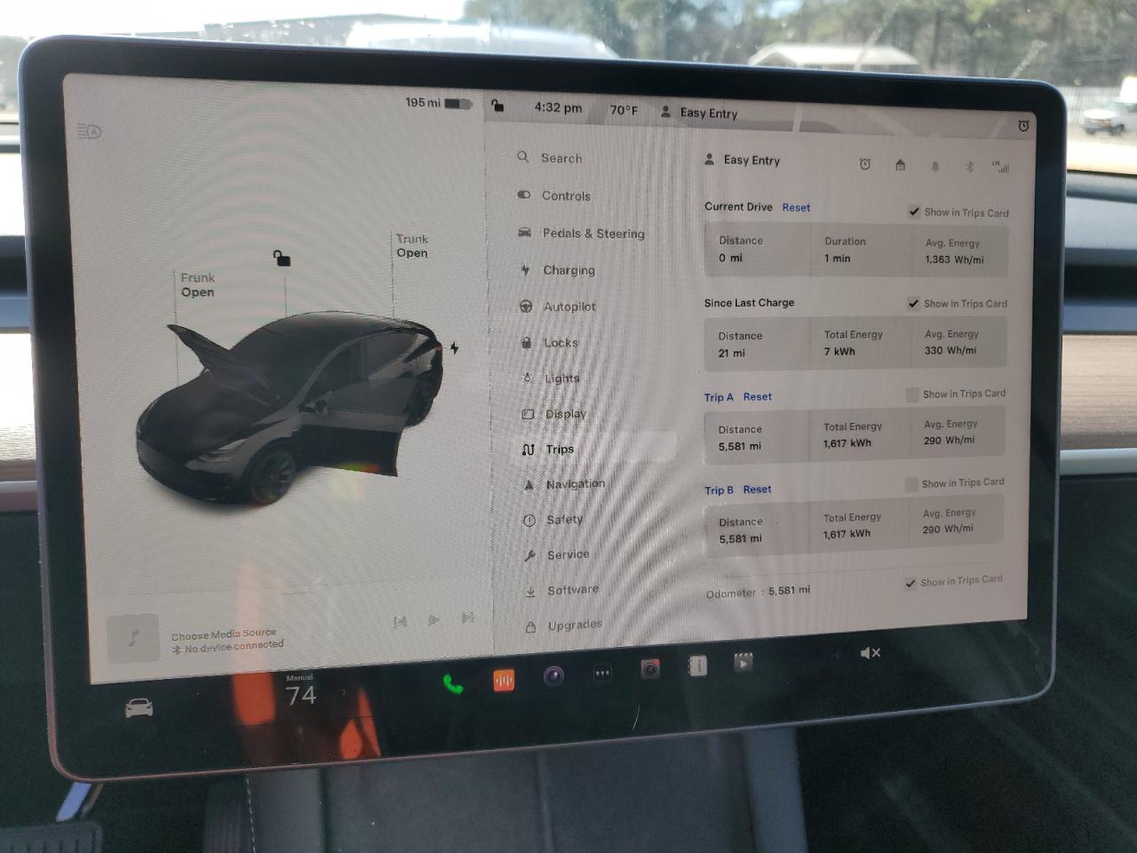 2022 TESLA MODEL Y  VIN:7SAYGDEE3NA006233