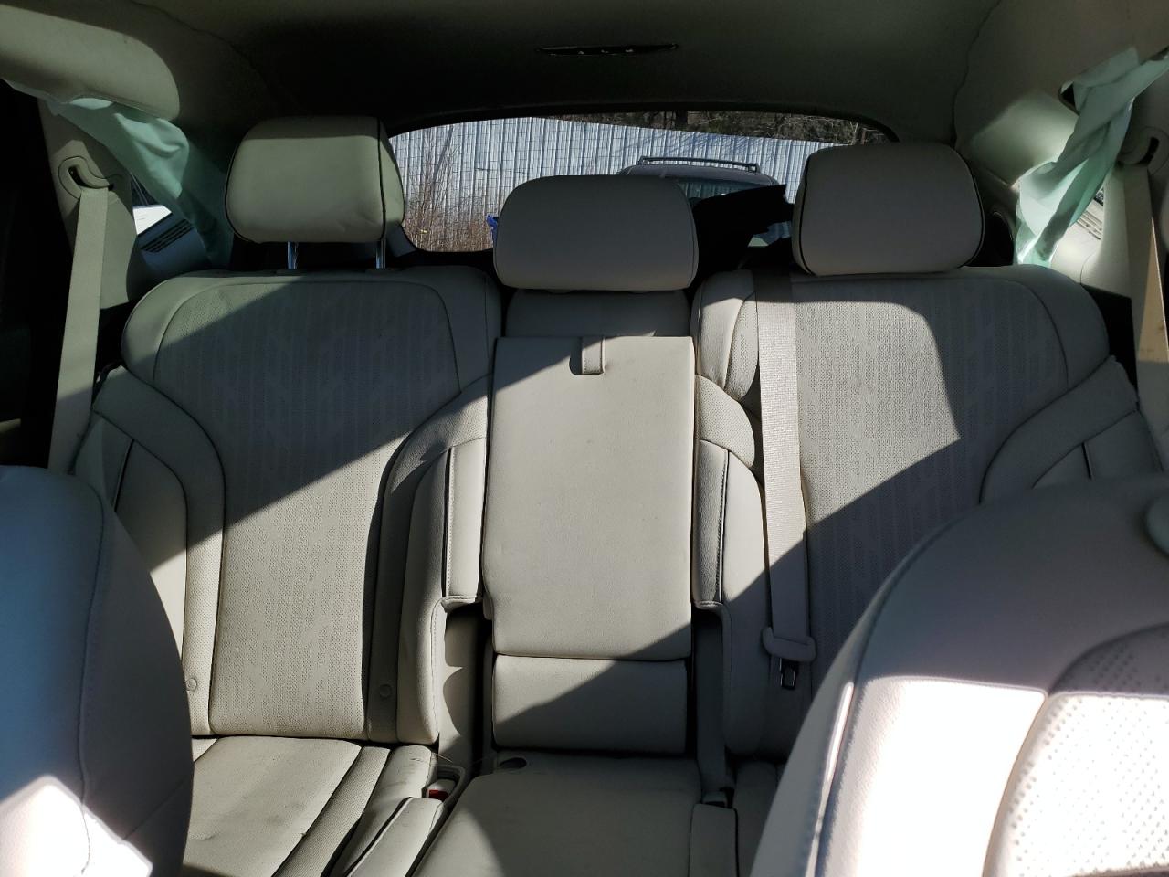 2024 GENESIS GV80 BASE VIN:KMUHCESC2RU191969