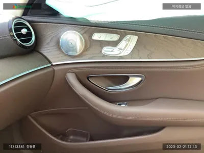 2019 Mercedes-Benz E 300 WDDZF4KB0KA617106 VIN:WDDZF4KB0KA617106