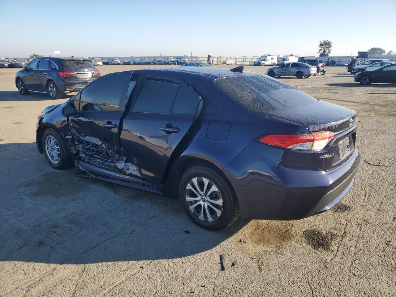 2022 TOYOTA COROLLA LE VIN:JTDEAMDE6NJ058180