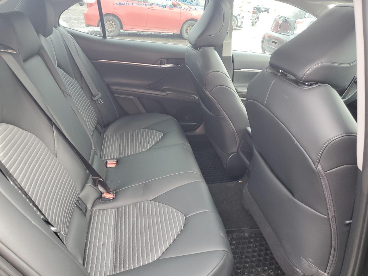 2024 TOYOTA CAMRY XLE VIN:4T1B21HKXRU021034