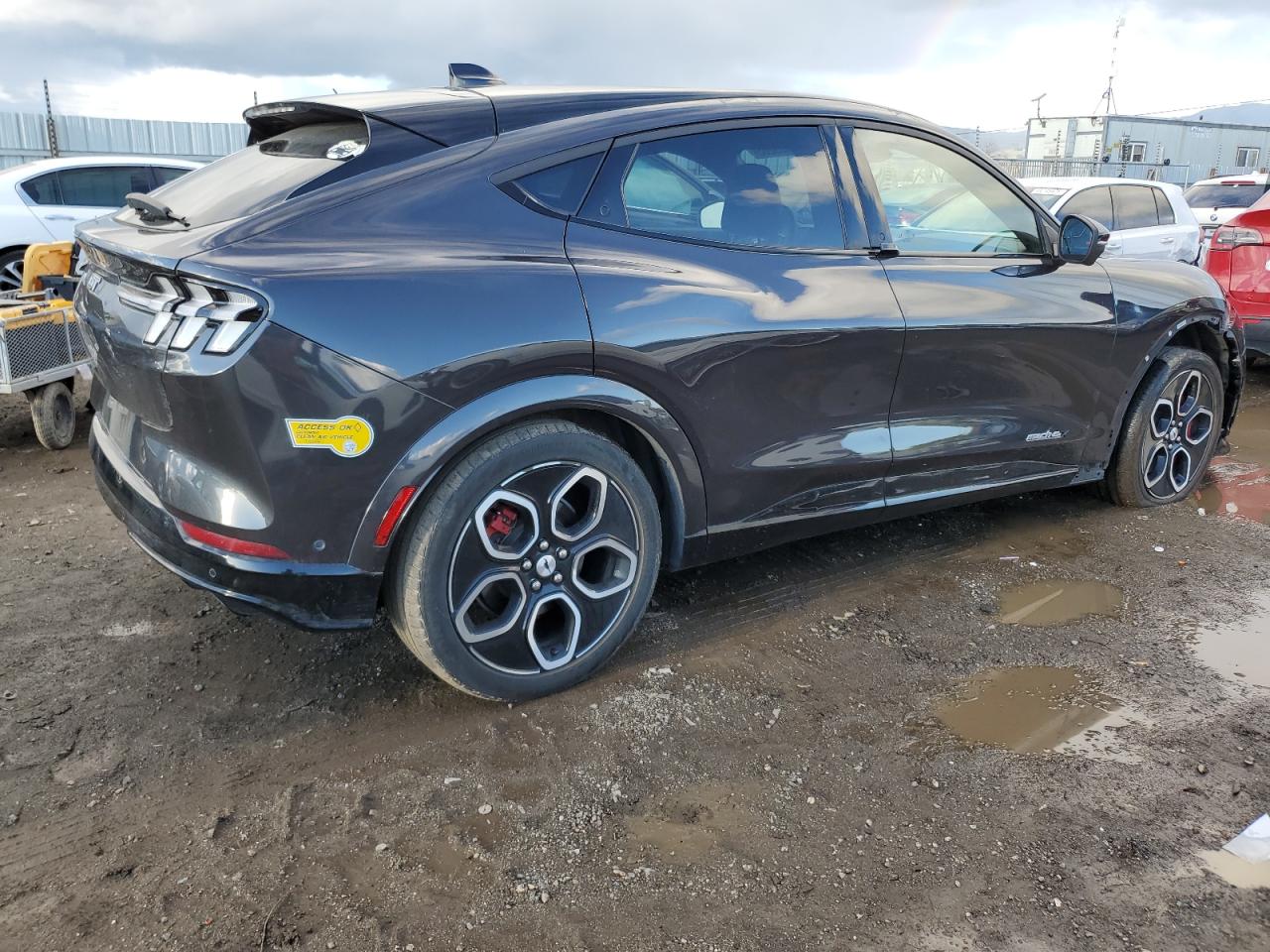 2022 FORD MUSTANG MACH-E GT VIN:3FMTK4SE4NMA08125