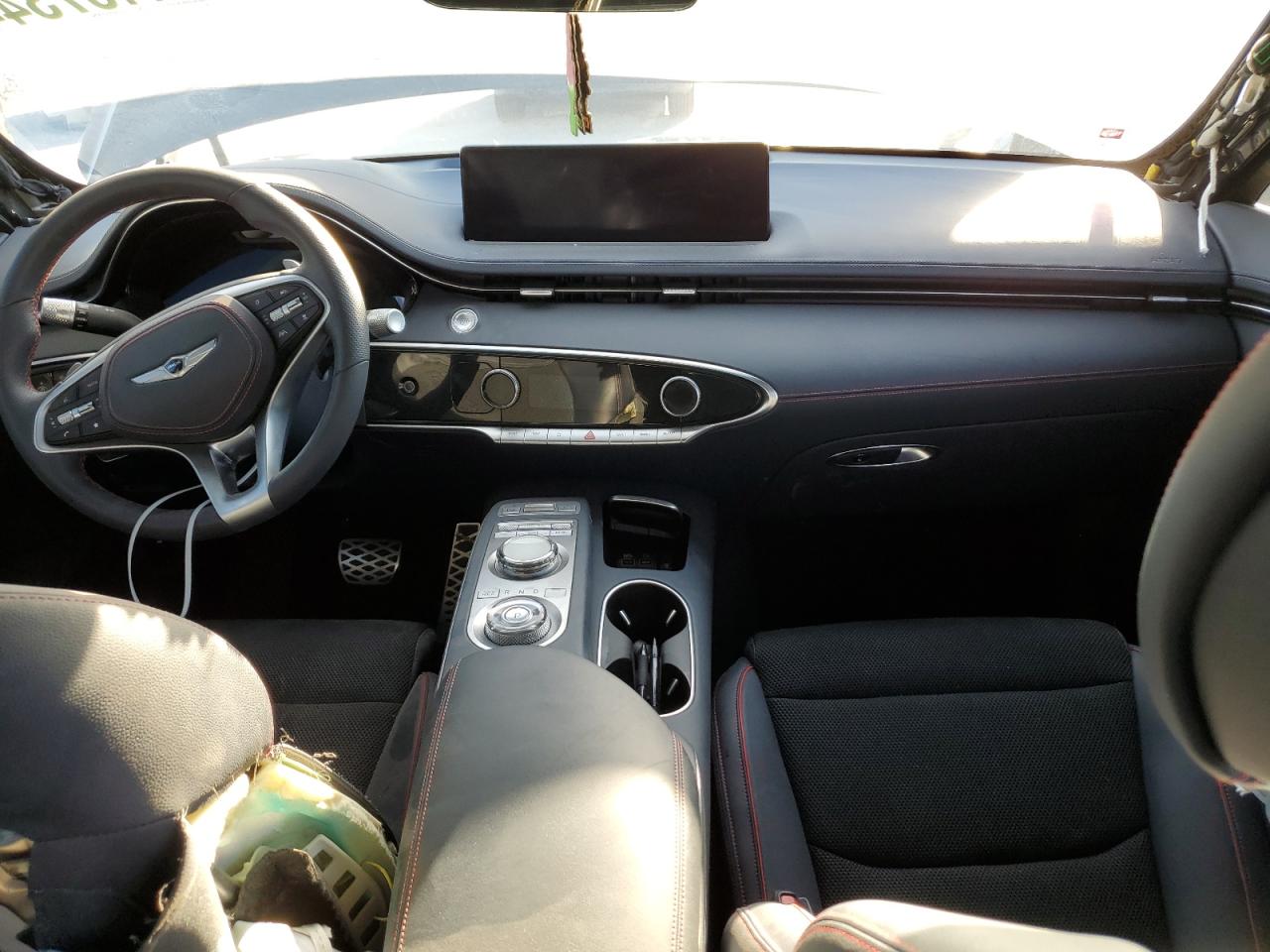 2024 GENESIS GV70 BASE VIN:5NMMADTB9RH005682