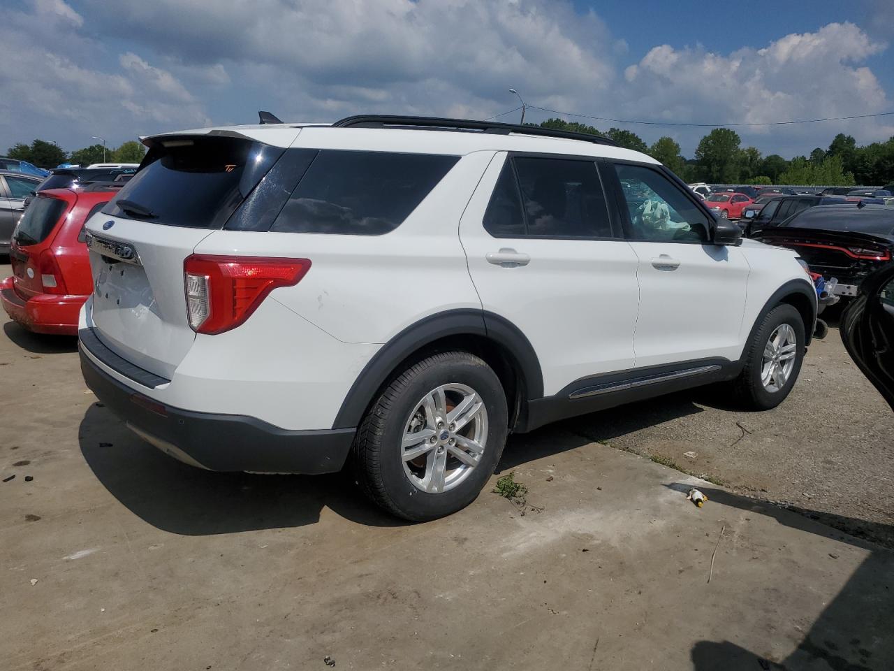 2022 FORD EXPLORER XLT VIN:1FMSK7DH8NGA51235