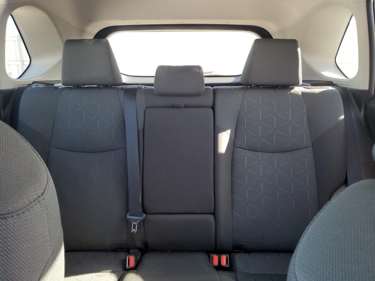 2022 TOYOTA RAV4 XLE VIN:2T3W1RFV0NW201902